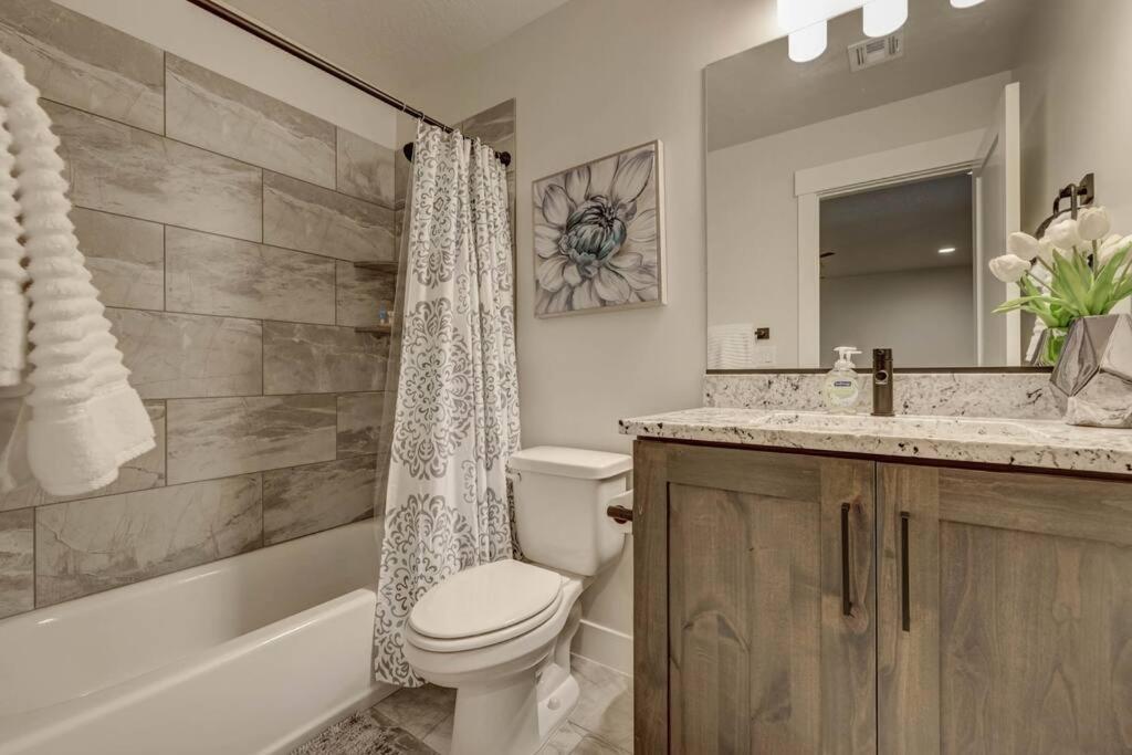 Villa St George, Private Hot Tub/Patio, New Community Washington Exterior foto